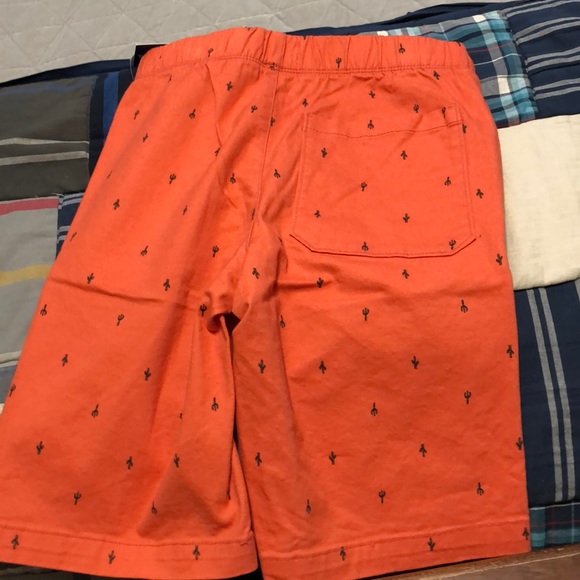 Old navy board shorts 14-16 - Picture 4 of 4